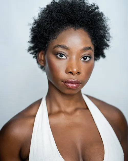 Mazvita Chanakira professional headshot — stage and screen actor